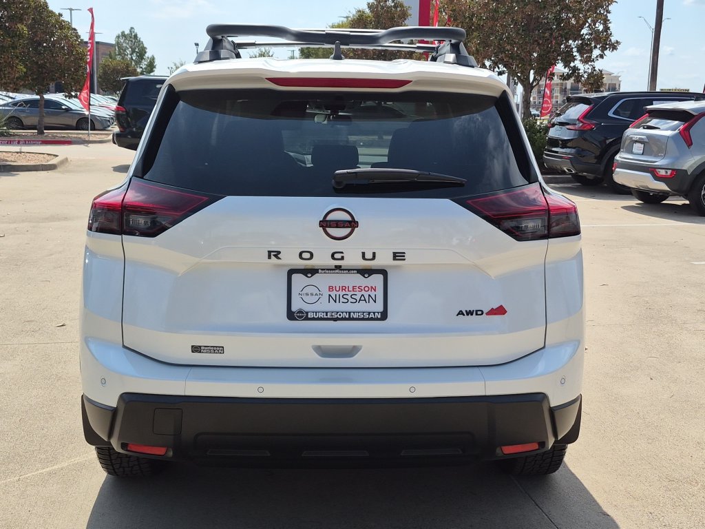Certified 2026 Nissan Rogue SV AWD/4WD image 3