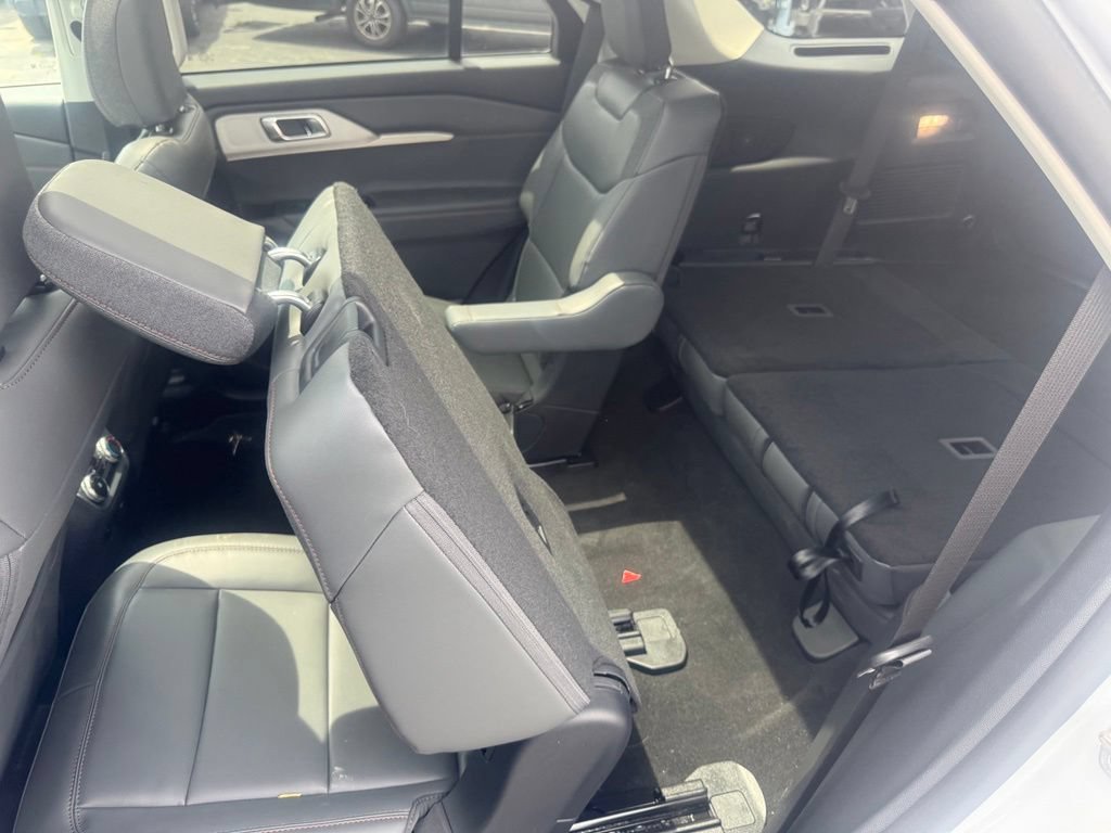 New 2026 Ford Explorer Active w/ Active Comfort Package AWD/4WD image 30