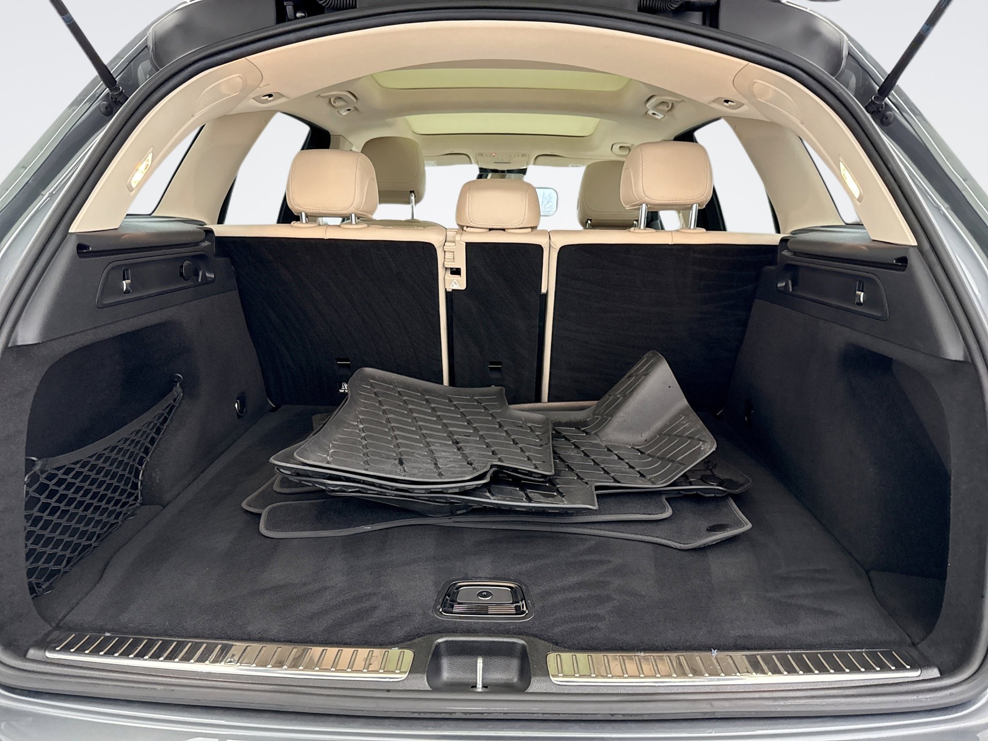 Used 2021 Mercedes-Benz GLC 300 4MATIC image 19