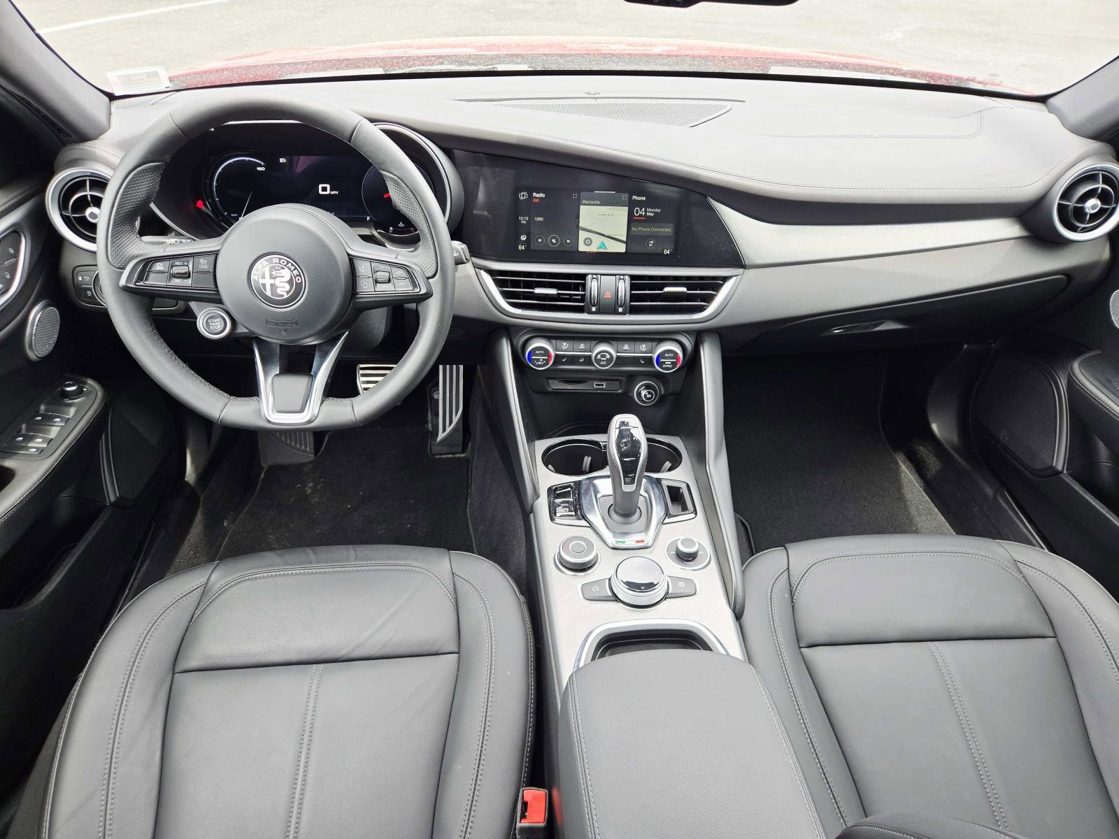 Used 2024 Alfa Romeo Giulia Ti AWD/4WD image 11