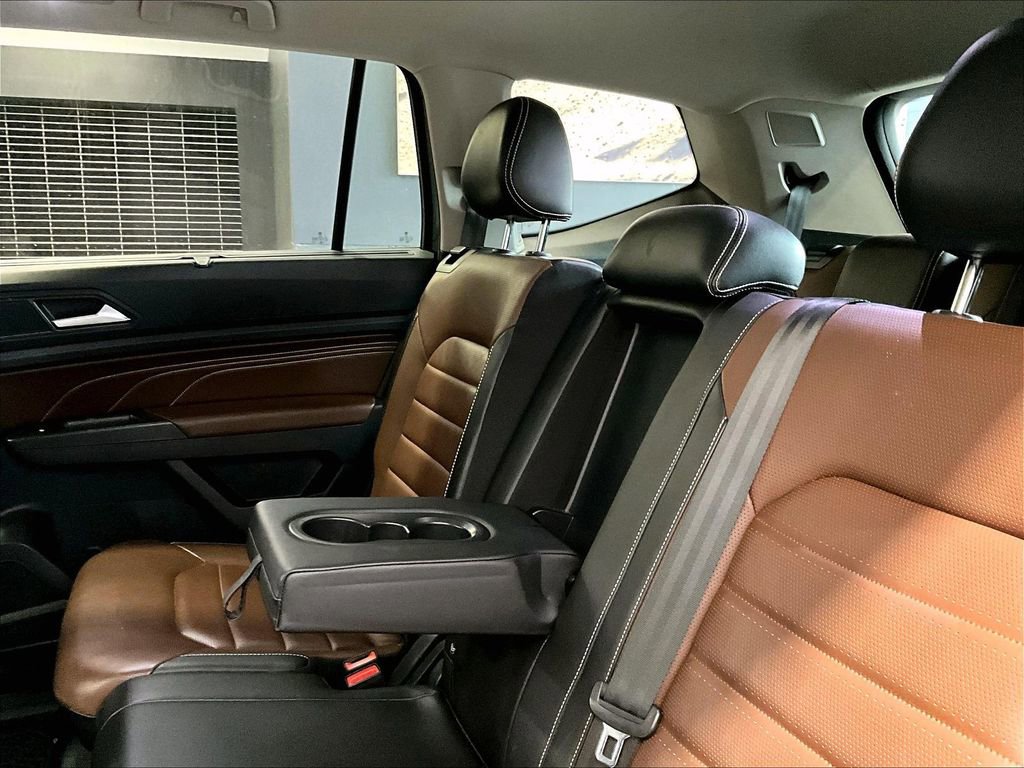 Used 2022 Volkswagen Atlas SEL Premium image 24