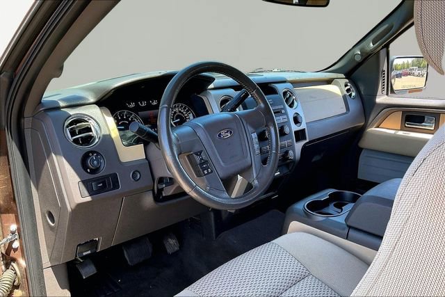 Used 2012 Ford F150 XLT w/ XLT Chrome Pkg image 11