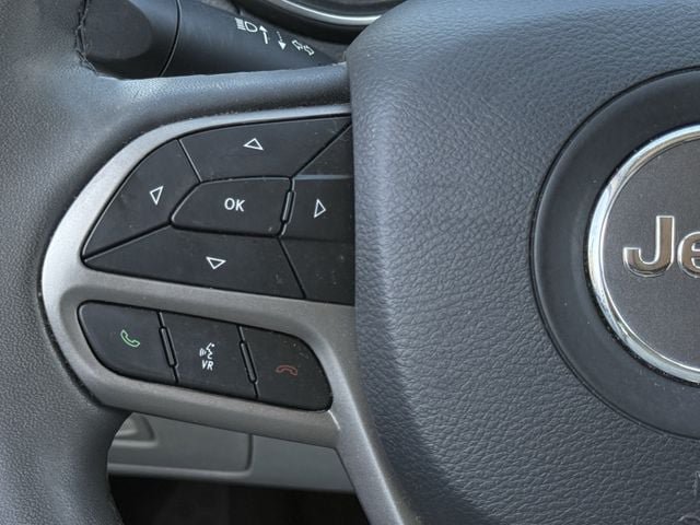 Used 2022 Jeep Cherokee Limited AWD/4WD image 14