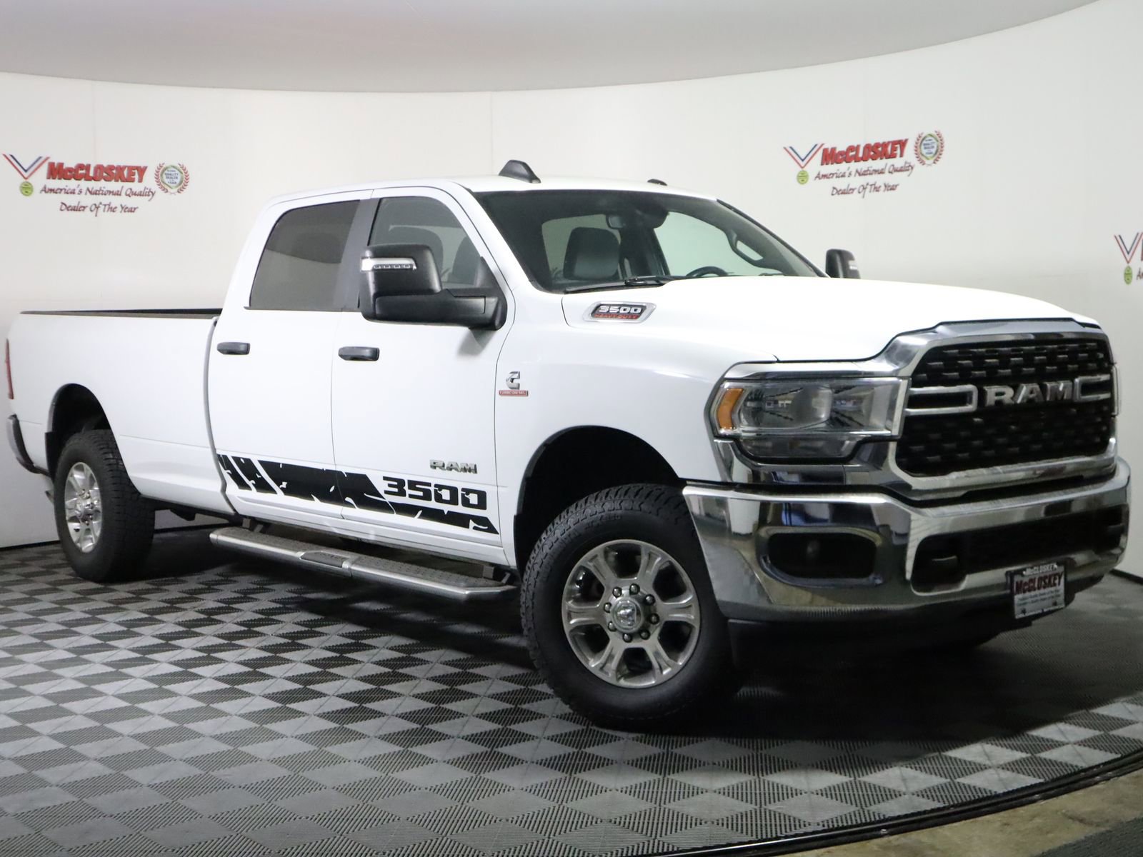 Used 2024 RAM 3500 Big Horn image 2