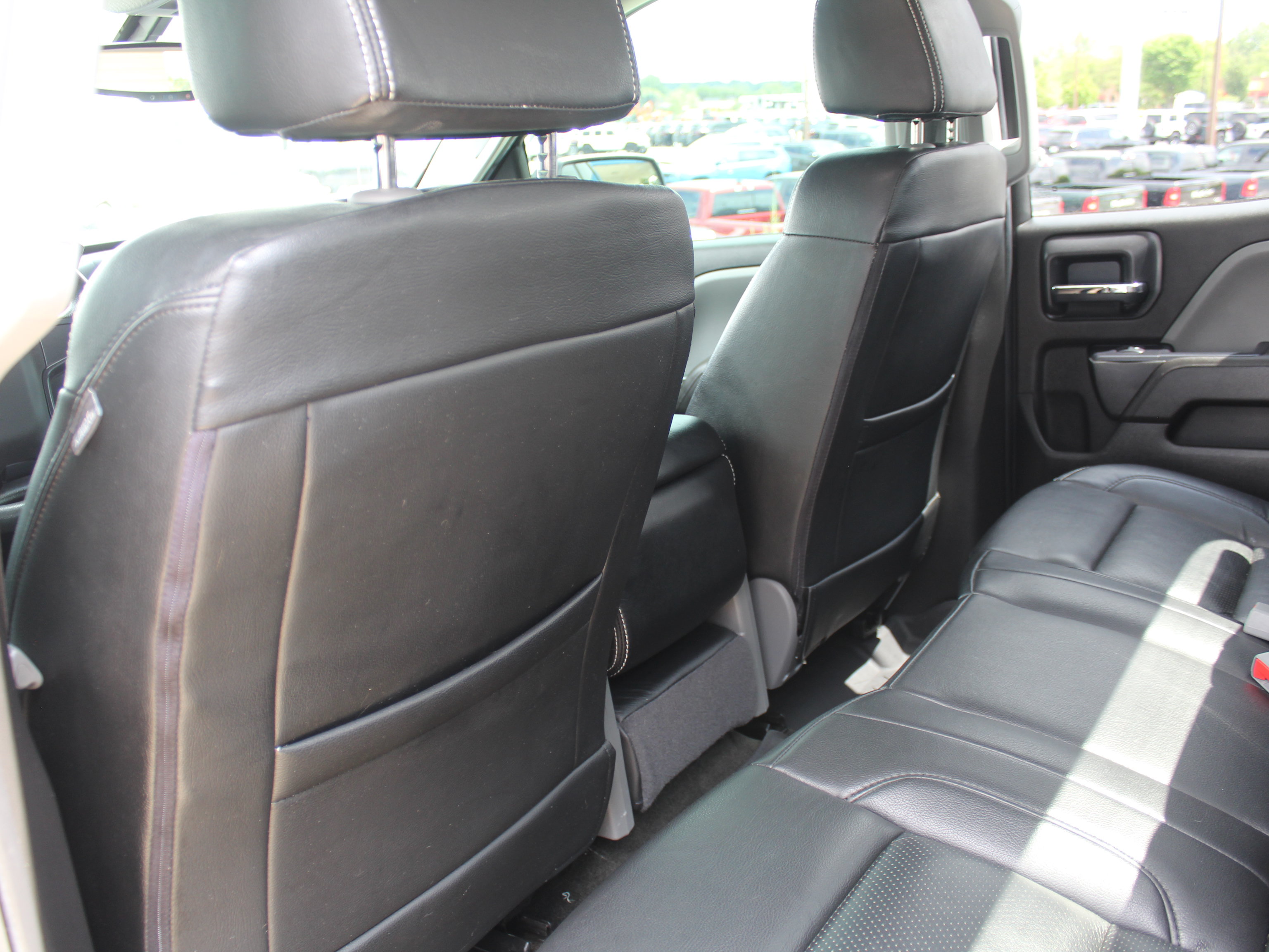 Used 2018 Chevrolet Silverado 1500 Custom w/ Custom Convenience Package AWD/4WD image 20