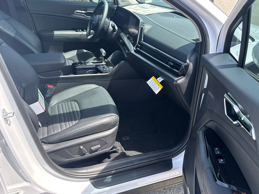 New 2024 Kia Sportage SX image 13