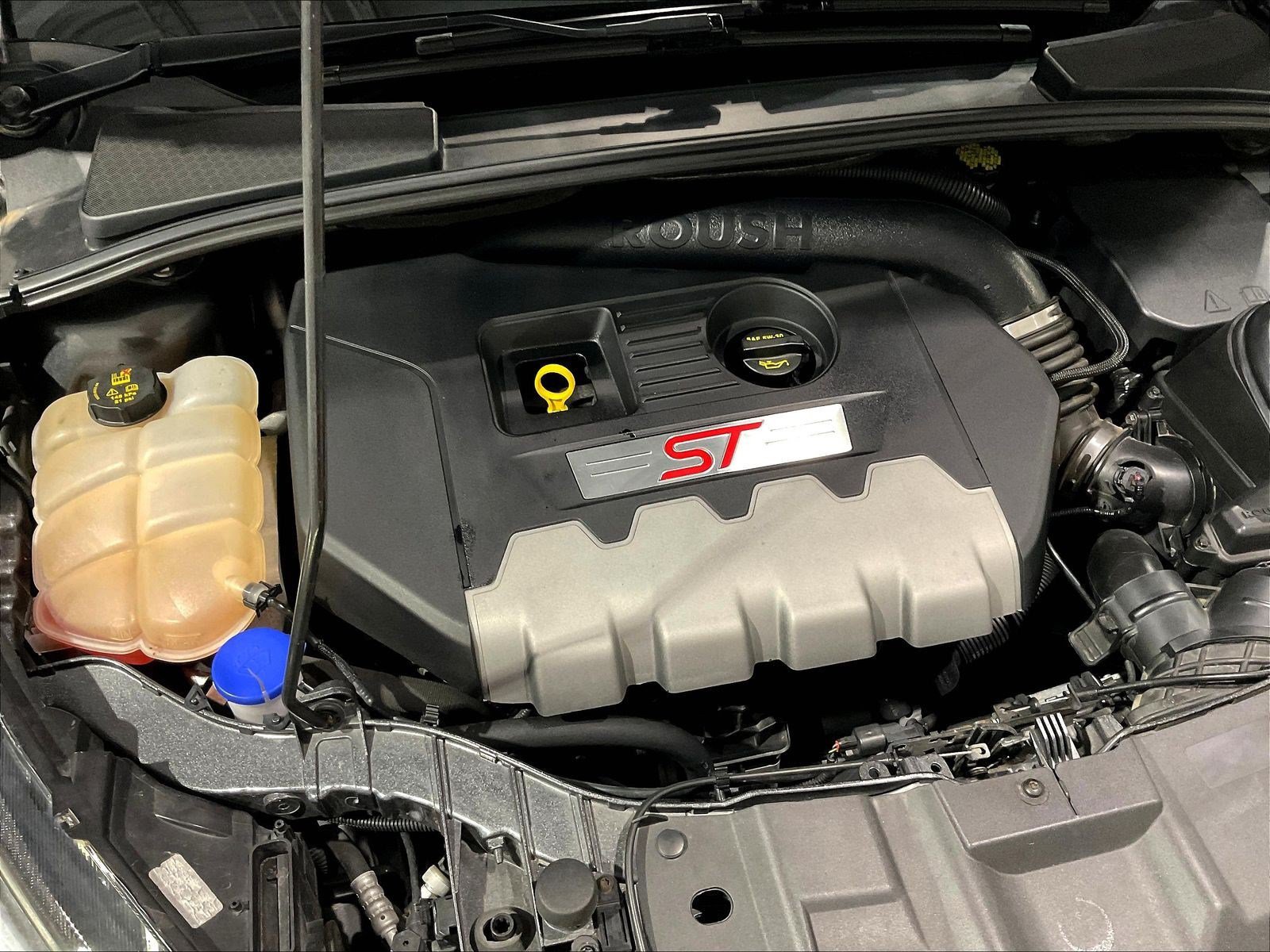 Used 2018 Ford Focus ST FWD image 29