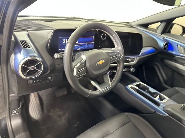 Used 2024 Chevrolet Equinox EV LT image 13