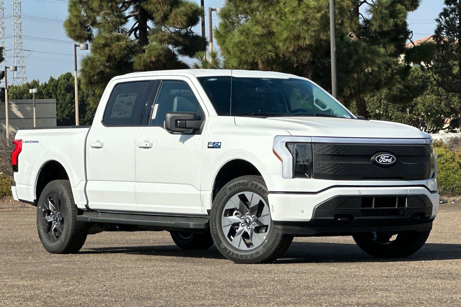 New 2025 Ford F150 Lightning Flash