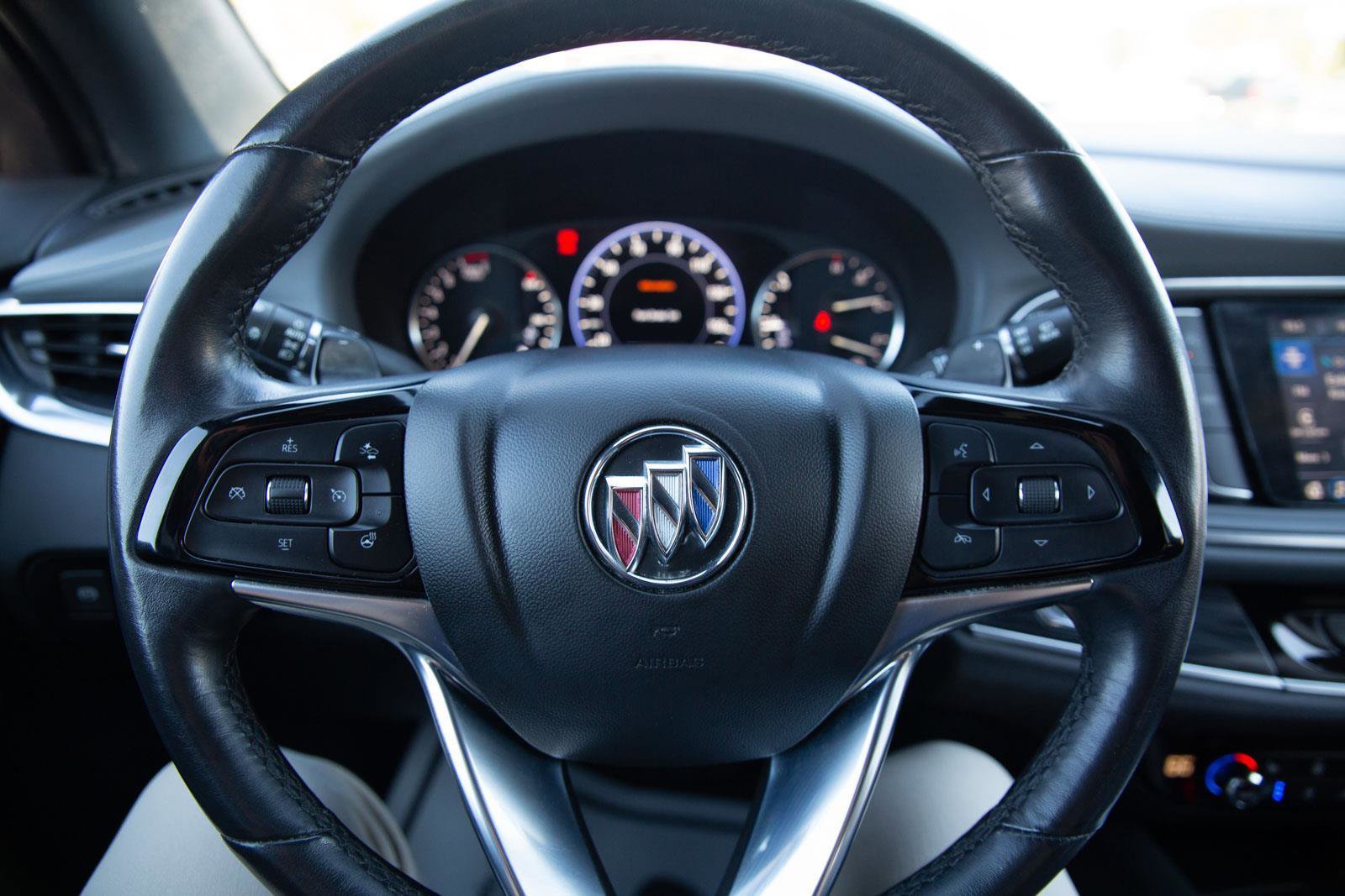 Used 2024 Buick Enclave Premium image 7