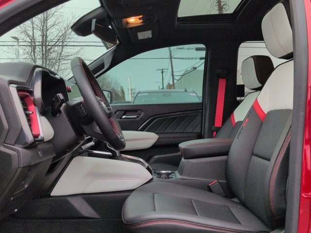 Used 2023 GMC Canyon AT4X w/ Edition 1 image 16