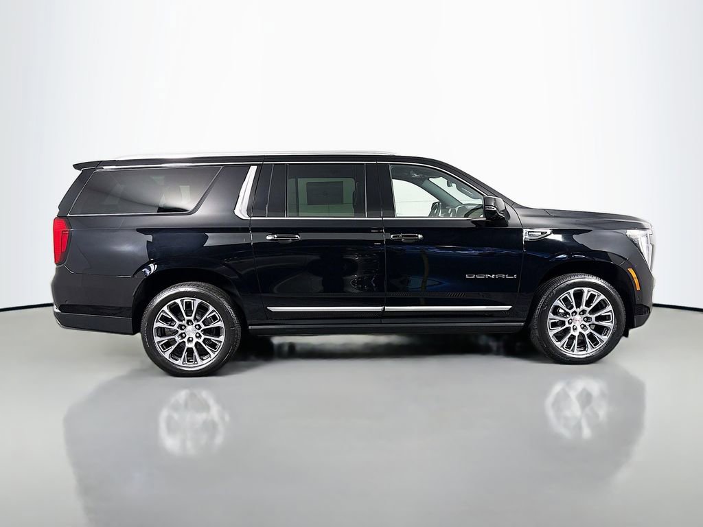 New 2026 GMC Yukon XL Denali image 8