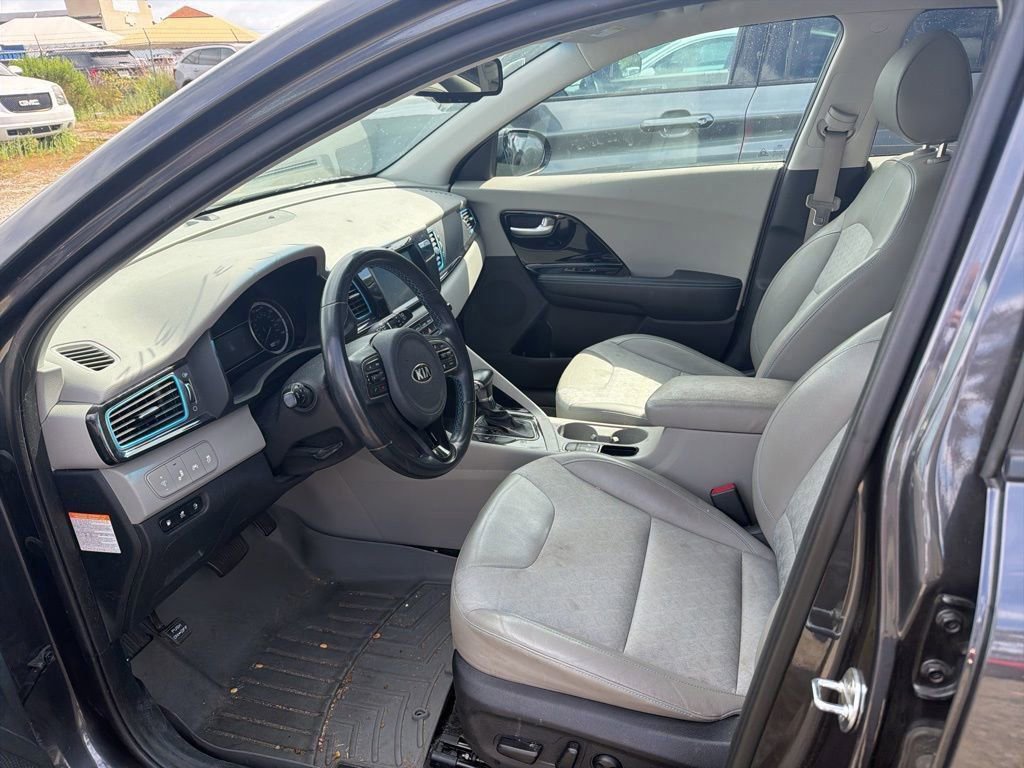 Used 2019 Kia Niro EX image 5