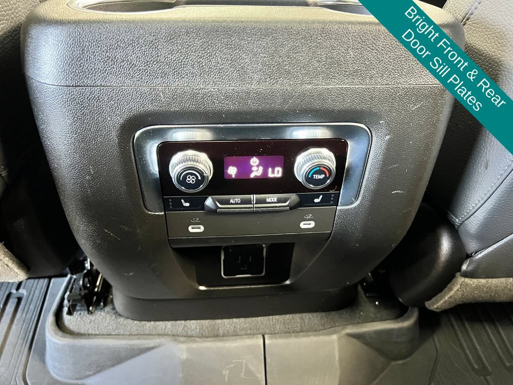 Used 2023 GMC Yukon Denali w/ LPO, Floor Liner Package AWD/4WD image 23