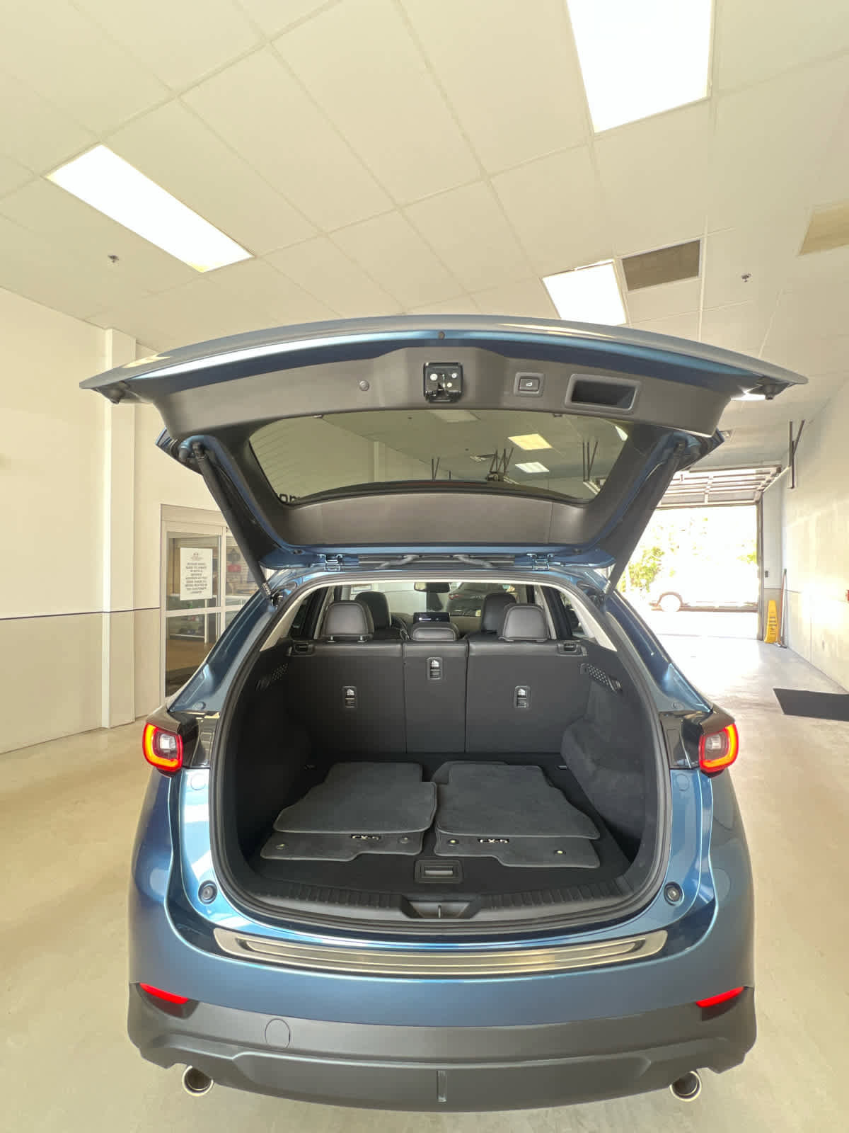 Certified 2023 MAZDA CX-5 AWD 2.5 S w/ Premium Package image 19