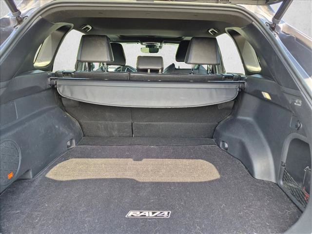 Used 2023 Toyota RAV4 XSE AWD/4WD image 6