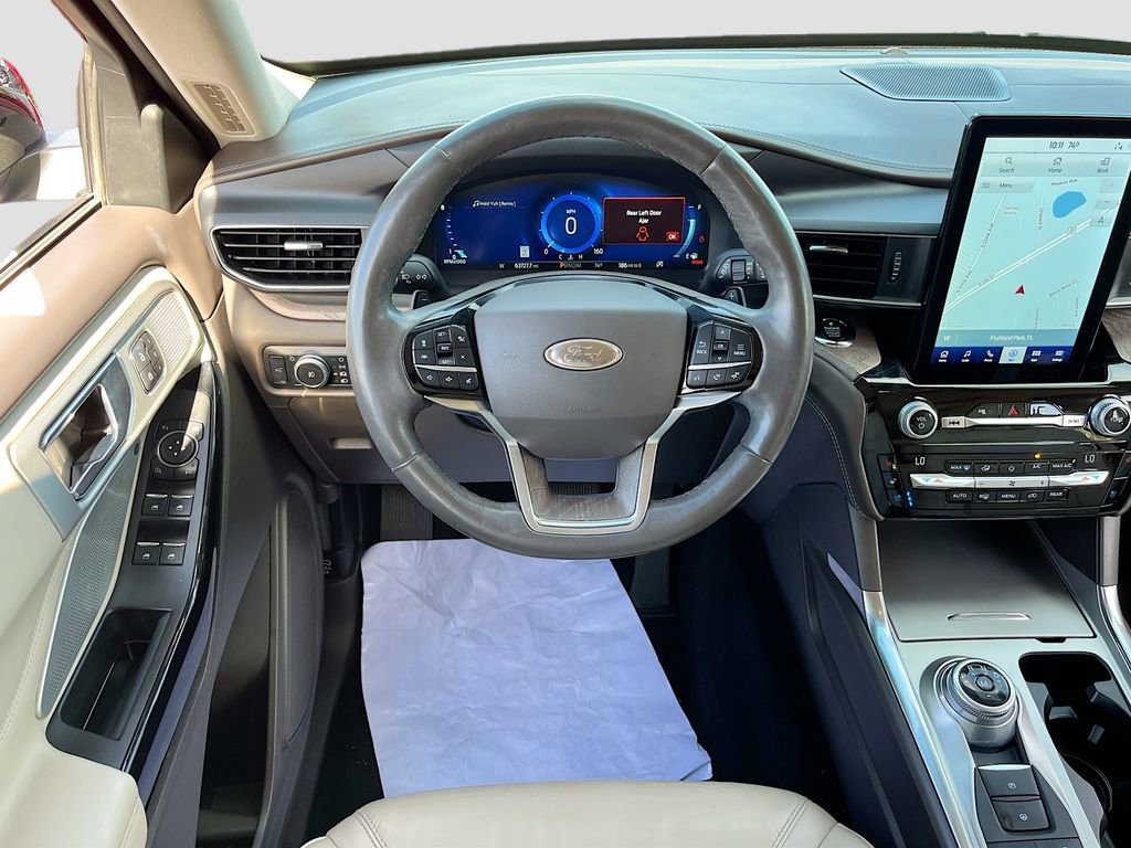 Used 2021 Ford Explorer Platinum w/ Equipment Group 601A image 23