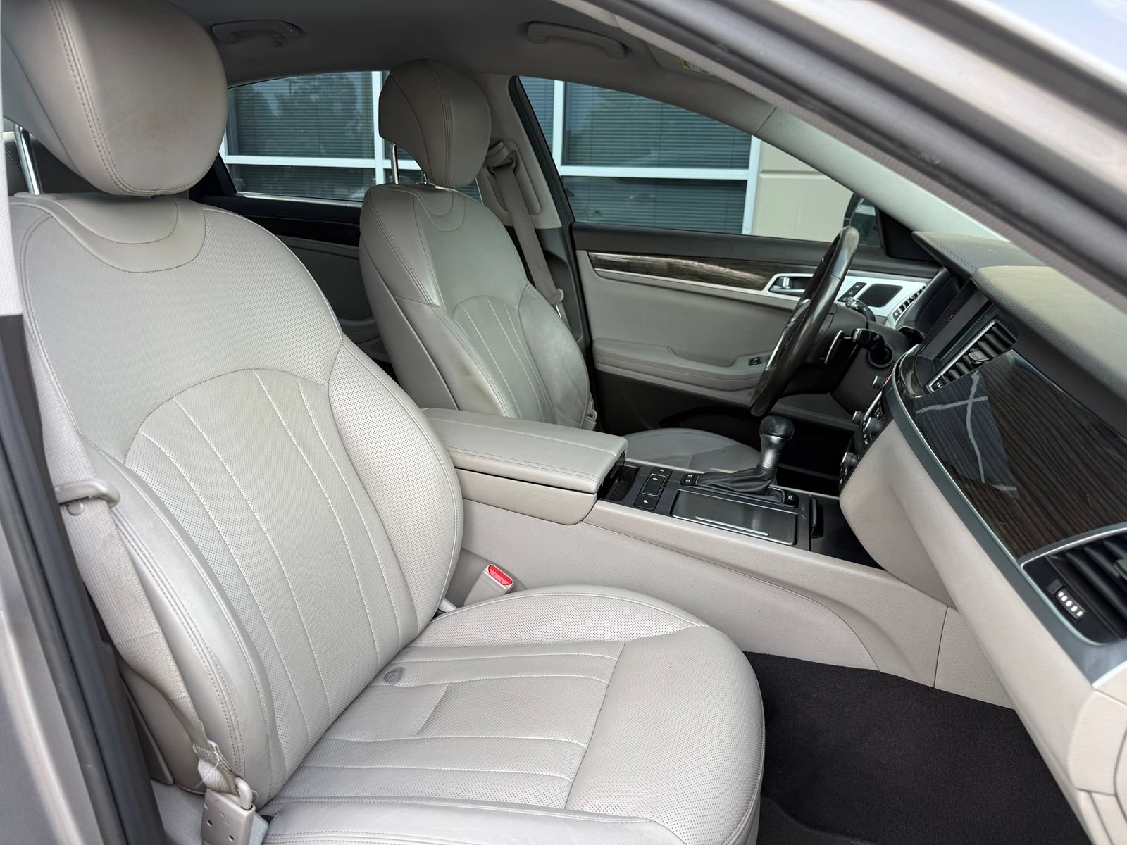 Used 2020 Genesis G80 3.8 AWD/4WD image 37