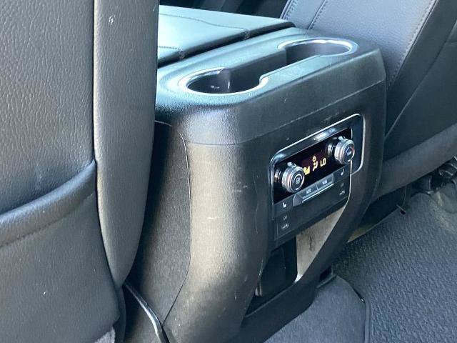 Used 2025 GMC Yukon Denali AWD/4WD image 16