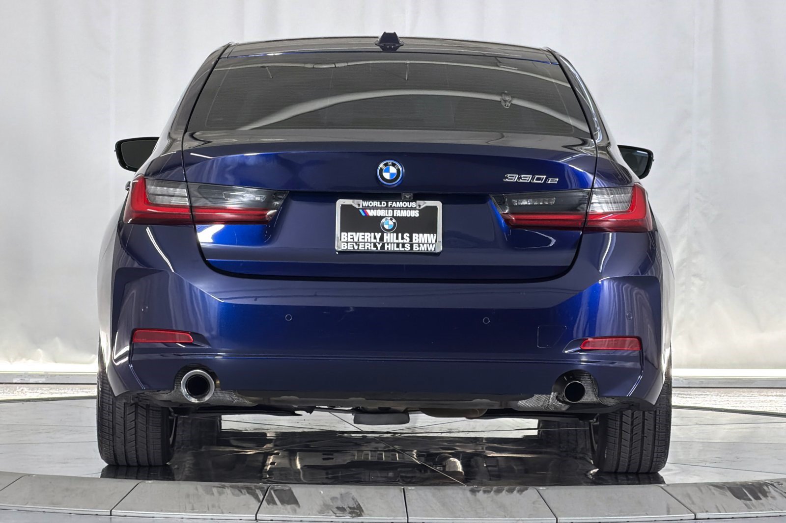 Used 2024 BMW 330e w/ Convenience Package RWD image 10
