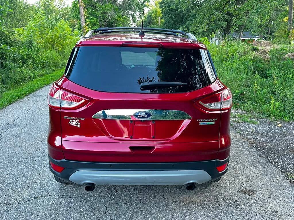 Used 2015 Ford Escape Titanium FWD image 9