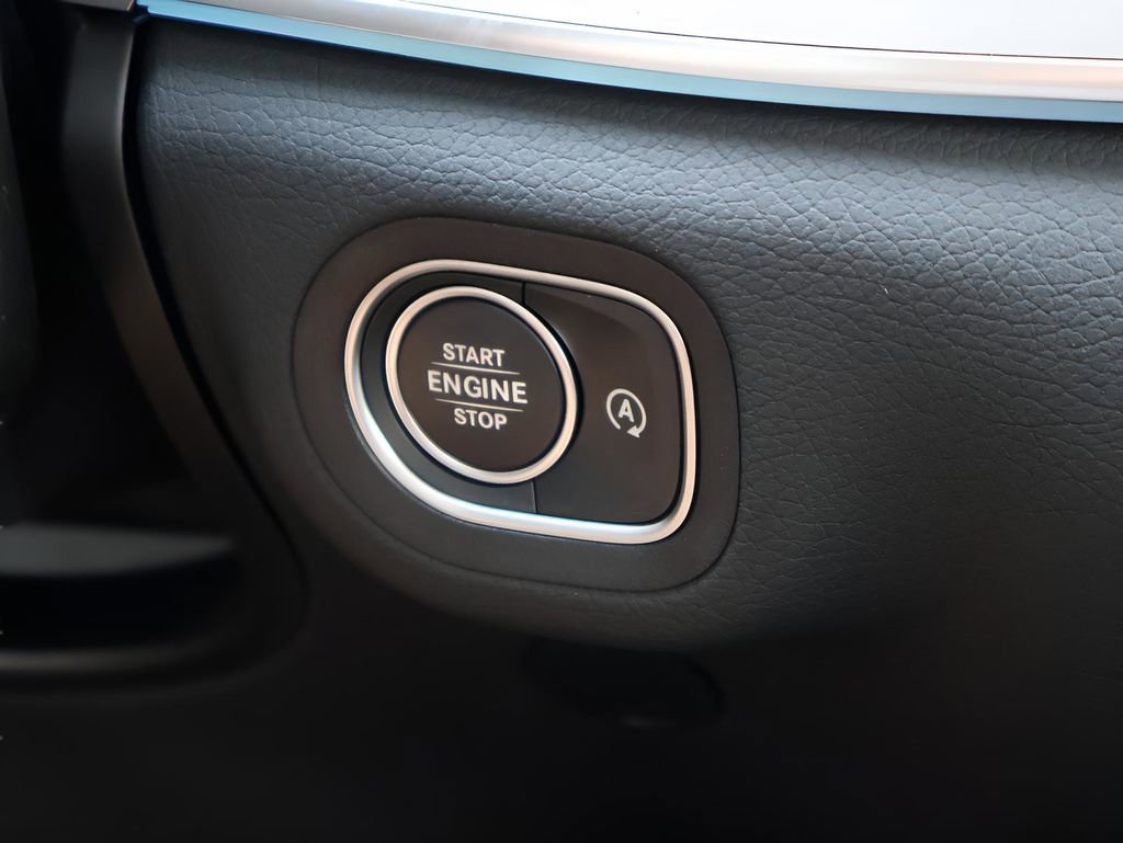 New 2025 Mercedes-Benz GLS 450 4MATIC image 30