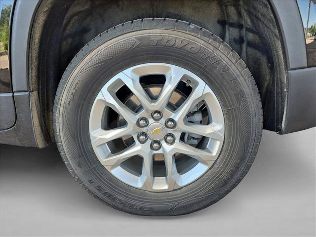 Used 2023 Chevrolet Traverse LS w/ Safety Package AWD/4WD image 13