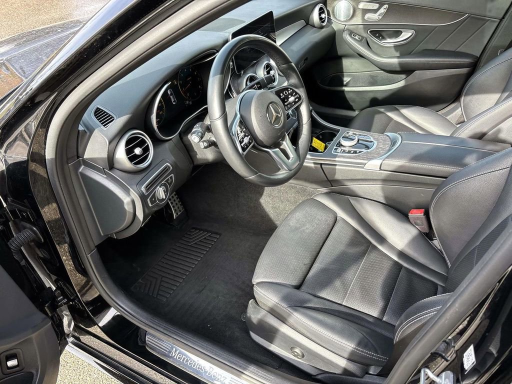 Used 2020 Mercedes-Benz C 300 4MATIC Sedan image 25