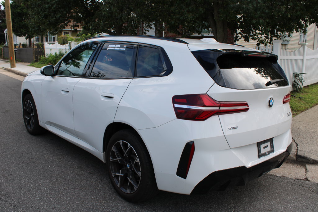 Used 2025 BMW X3 xDrive30i AWD/4WD image 8