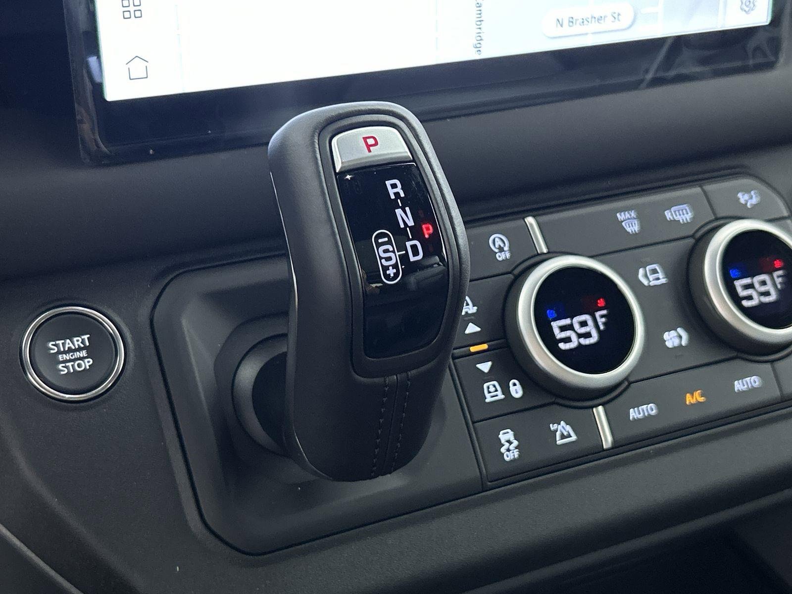 New 2025 Land Rover Defender 130 X-Dynamic SE image 16