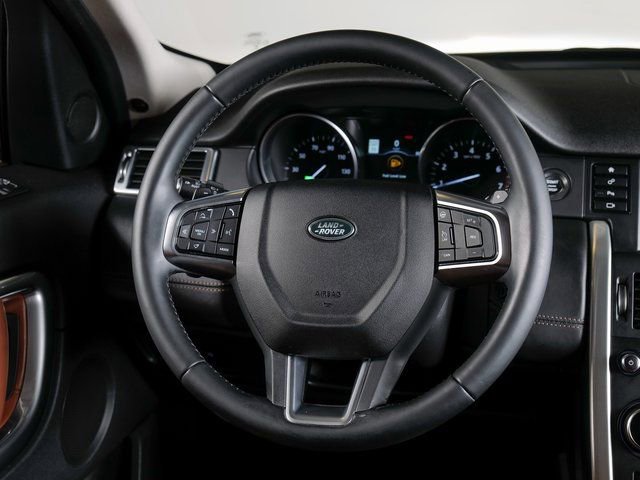 Used 2017 Land Rover Discovery Sport HSE Luxury image 13