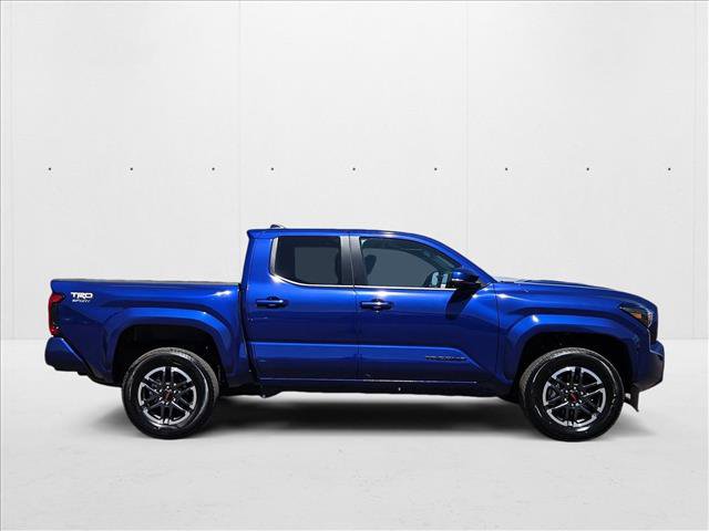Used 2025 Toyota Tacoma TRD Sport image 4
