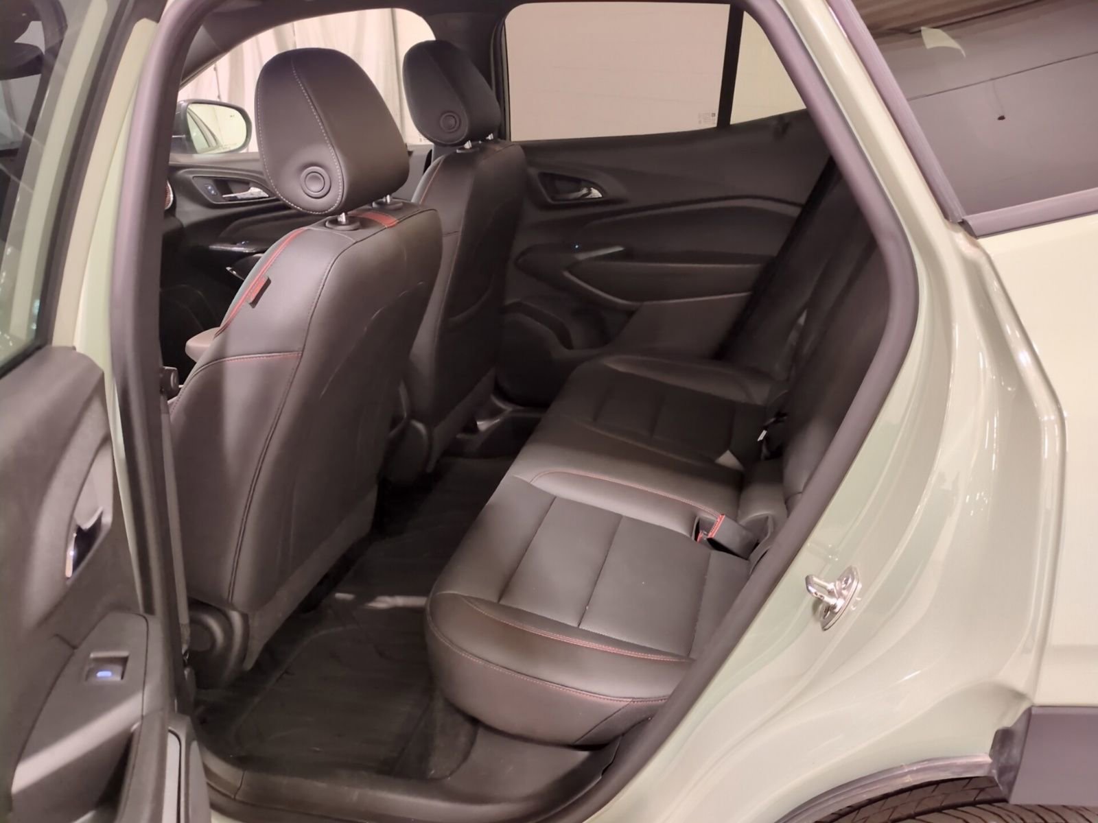 Used 2024 Chevrolet Trax RS w/ Driver Confidence Package image 14