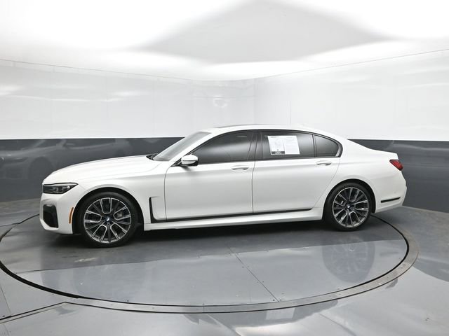 Used 2020 BMW 740i w/ M Sport Package image 30