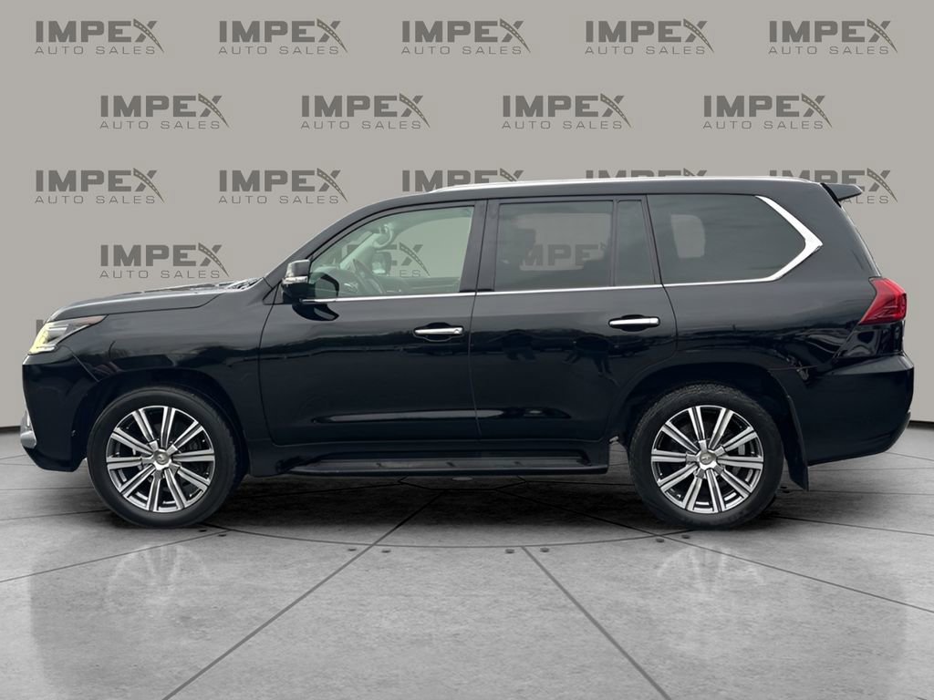 Used 2016 Lexus LX 570 4WD image 2