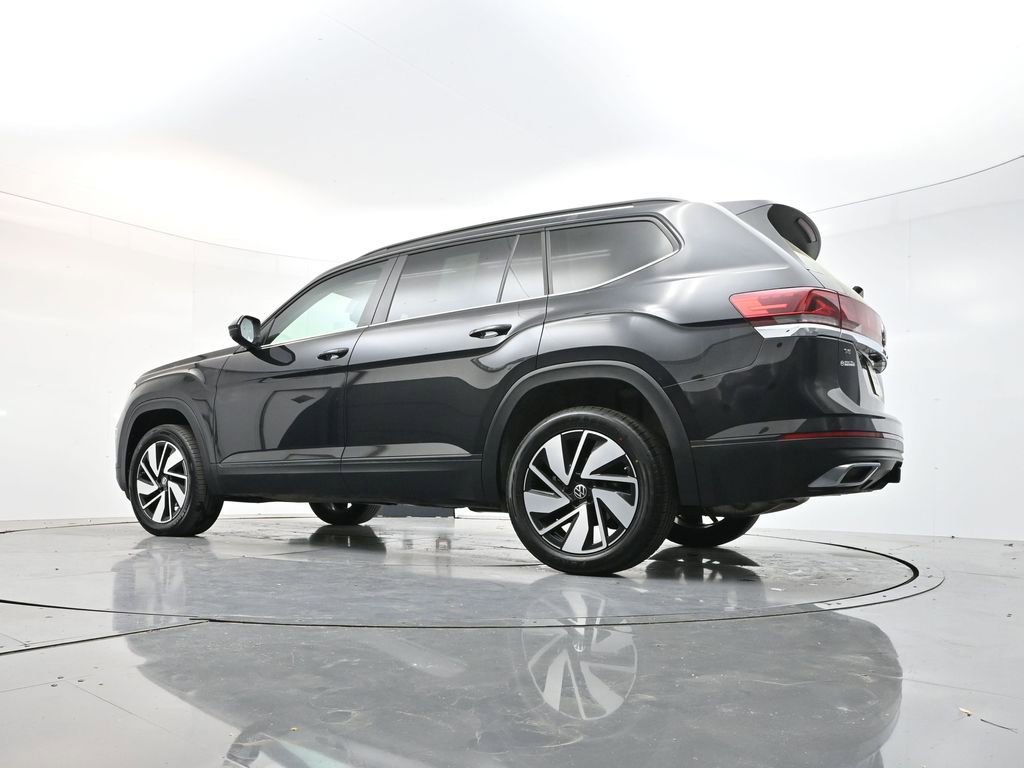 Used 2025 Volkswagen Atlas SE FWD image 35