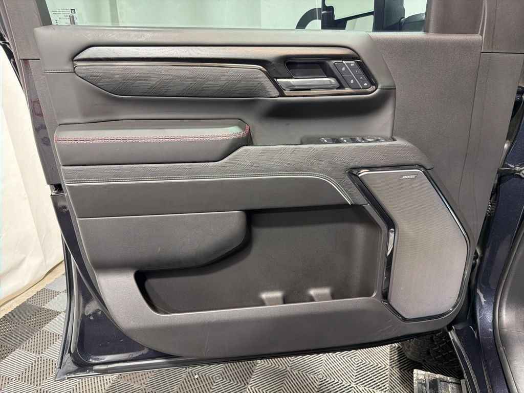 Used 2025 GMC Sierra 2500 AT4X AWD/4WD image 21