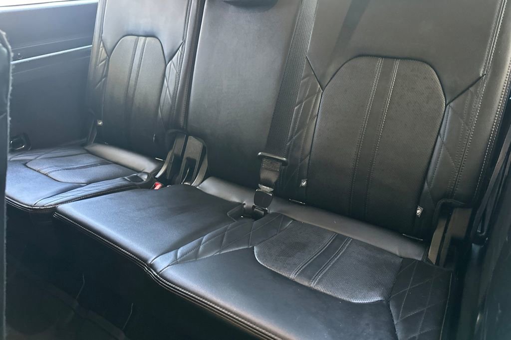 Used 2019 Ford Expedition Platinum AWD/4WD image 15