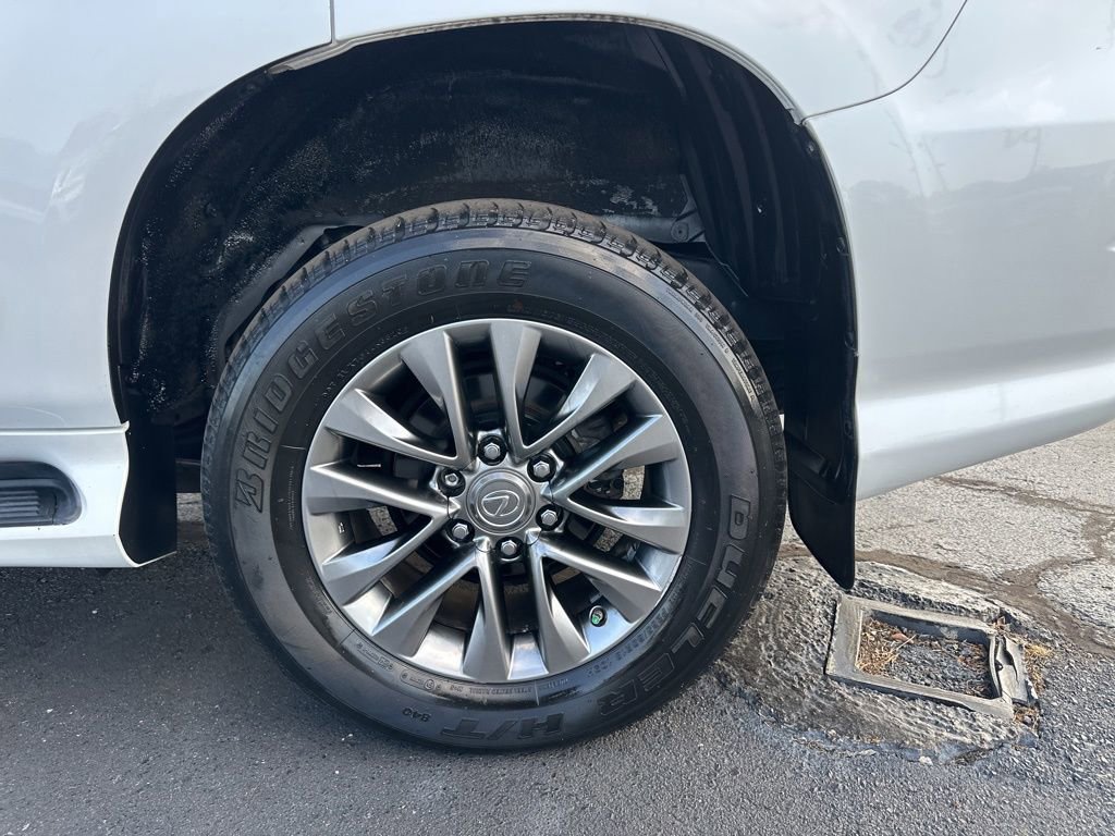 Used 2015 Lexus GX 460 Luxury image 20