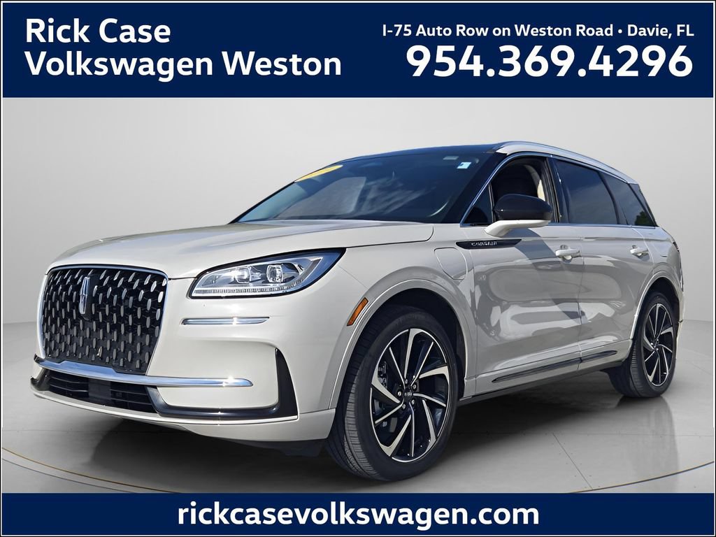 Used 2024 Lincoln Corsair Grand Touring AWD/4WD image 1