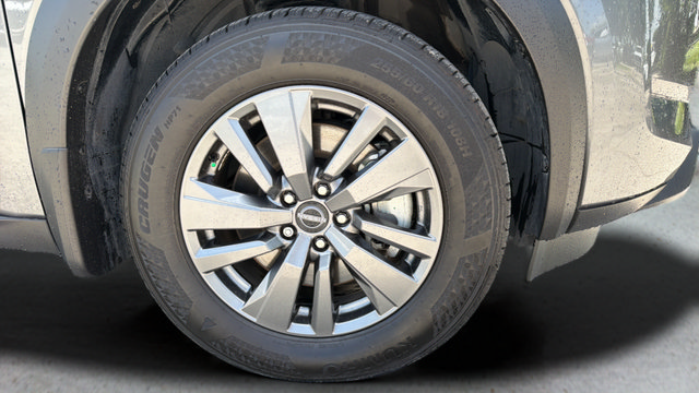 Used 2025 Nissan Pathfinder SV AWD/4WD image 42