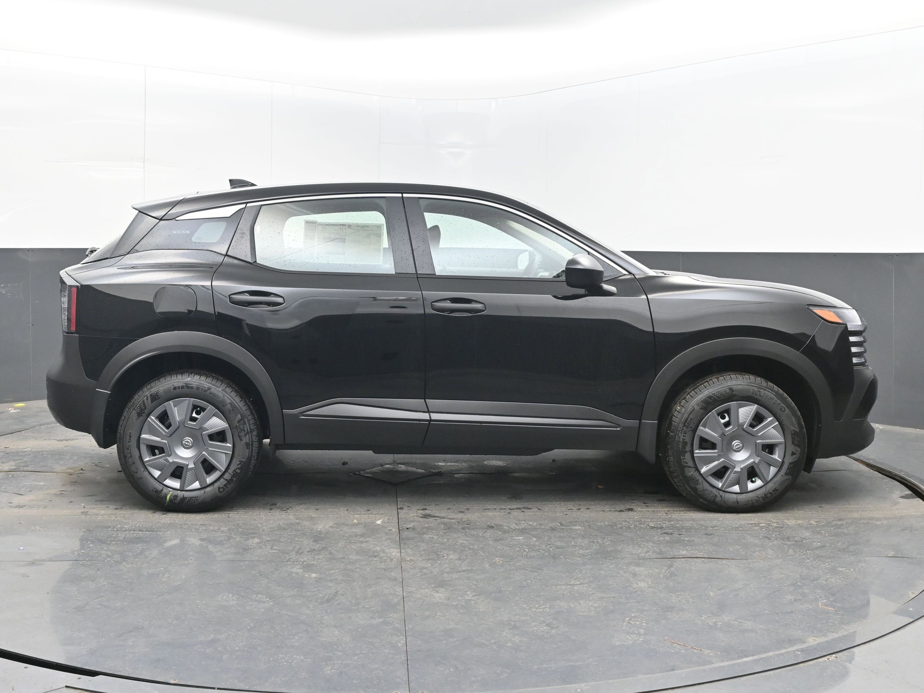 New 2026 Nissan Kicks S image 8