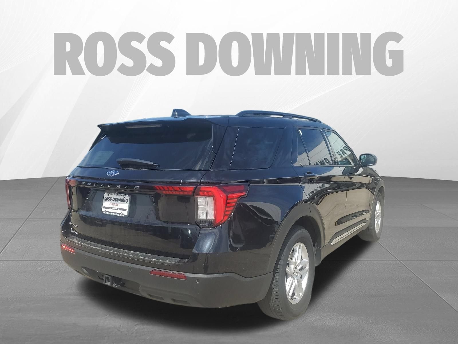 Used 2025 Ford Explorer Active RWD image 4