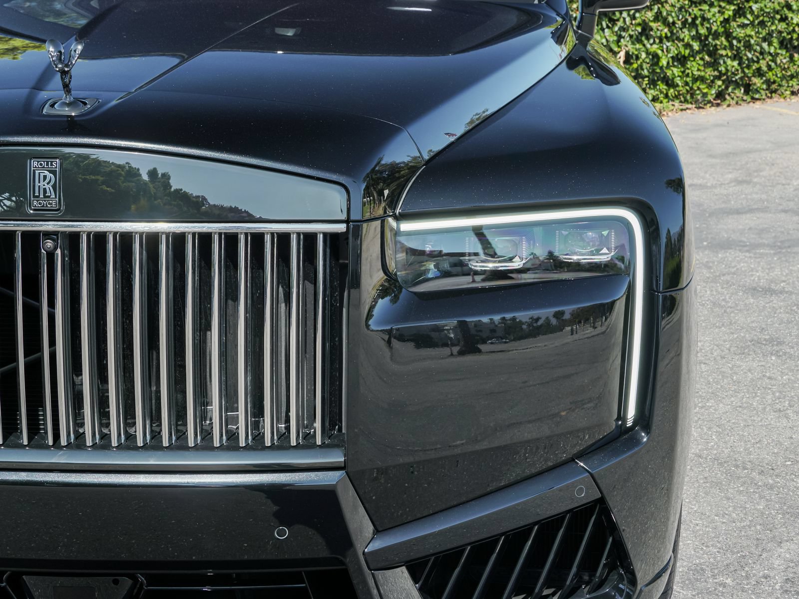 New 2027 Rolls-Royce Cullinan Black Badge AWD/4WD image 34