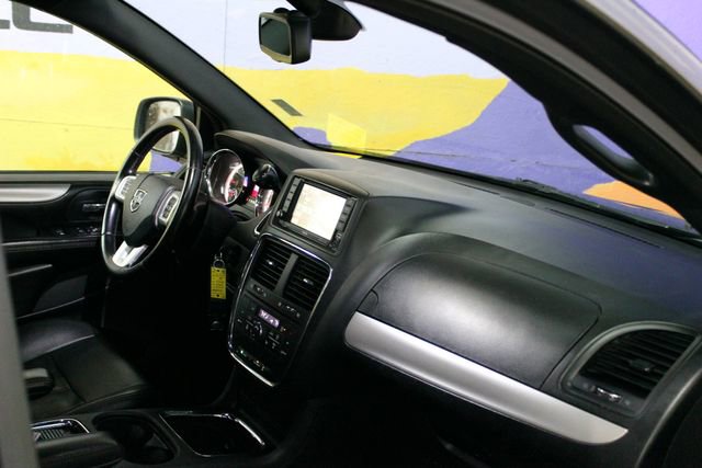 Used 2020 Dodge Grand Caravan GT FWD image 13