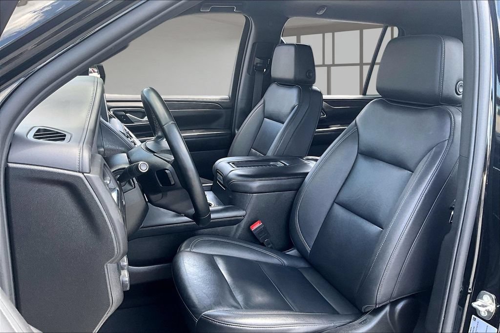 Used 2024 Chevrolet Suburban LT AWD/4WD image 21