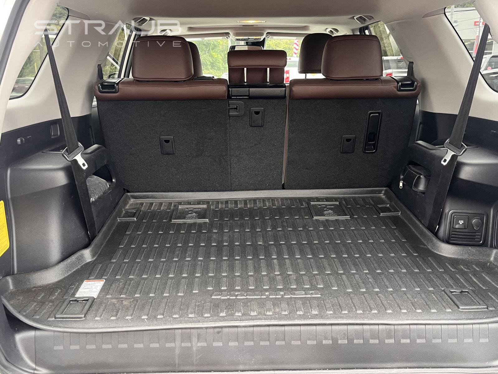 Used 2022 Toyota 4Runner Limited AWD/4WD image 19