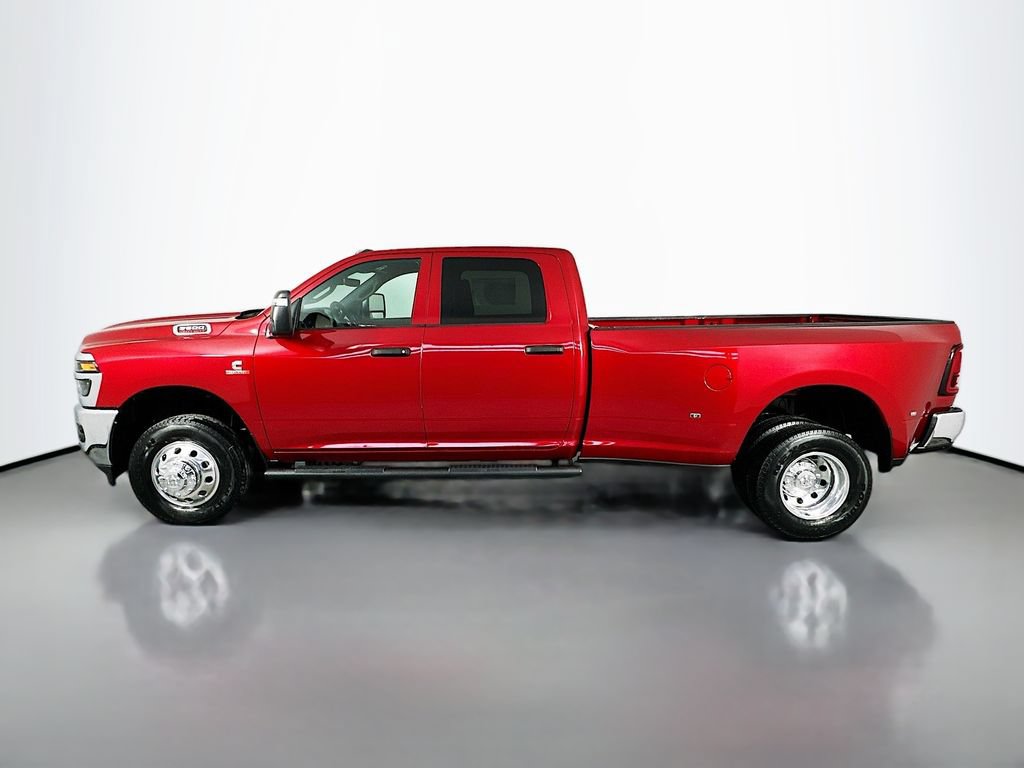 New 2026 RAM 3500 Tradesman AWD/4WD image 4