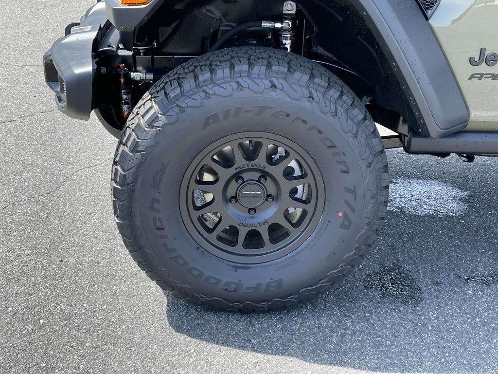 New 2025 Jeep Wrangler Unlimited Sport image 12