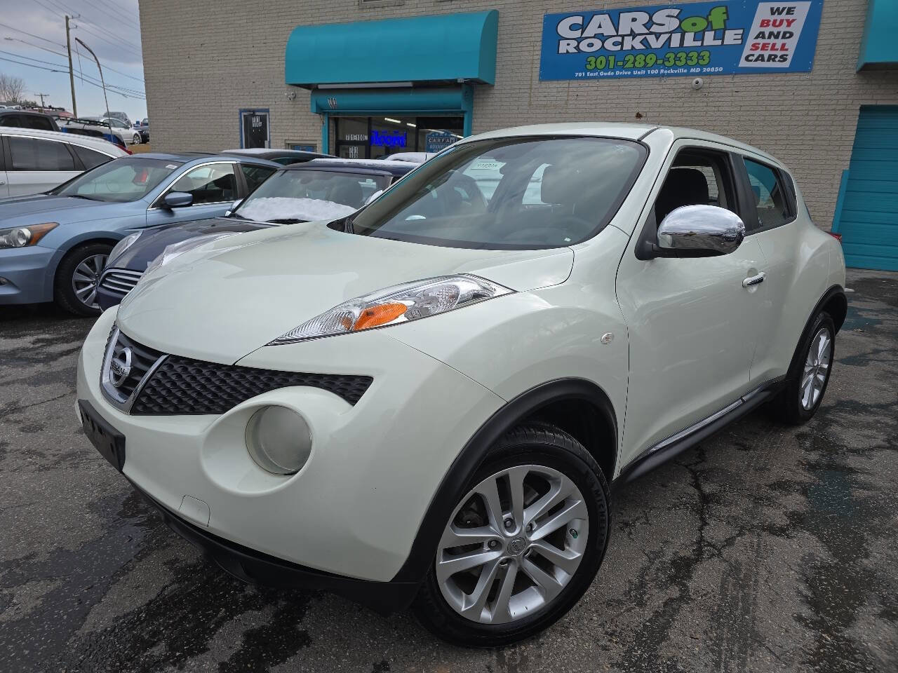 Used 2012 Nissan Juke S w/ Chrome Pkg image 3